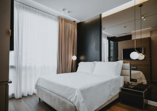 Standard King Room