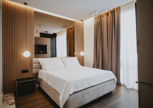 Superior King Room