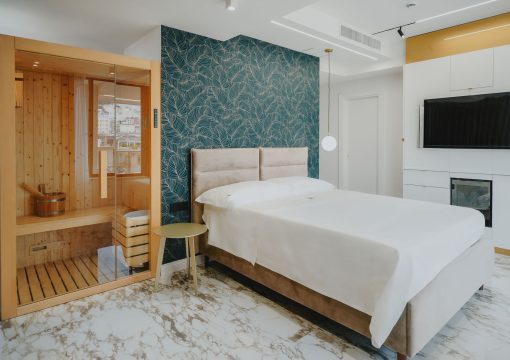 Suite con Sauna, Terrazza e Jacuzzi Esterna